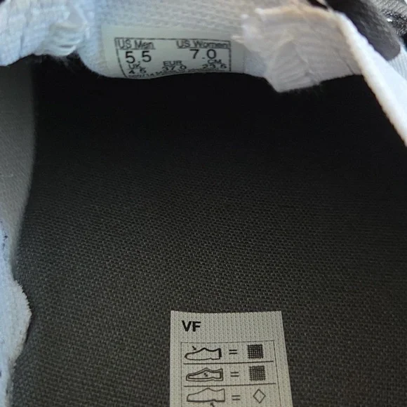 Vans Checkered Slip On - Picture 7 of 8